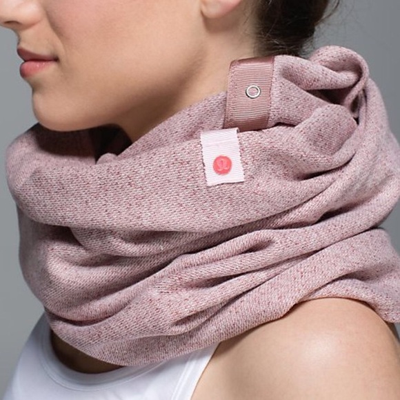 lululemon athletica Accessories - Lululemon Vinyasa Heather Bark Berry Scarf